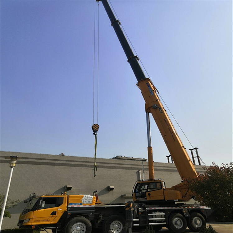 岳阳 选择汽车吊租赁的秘诀与联系方式指南