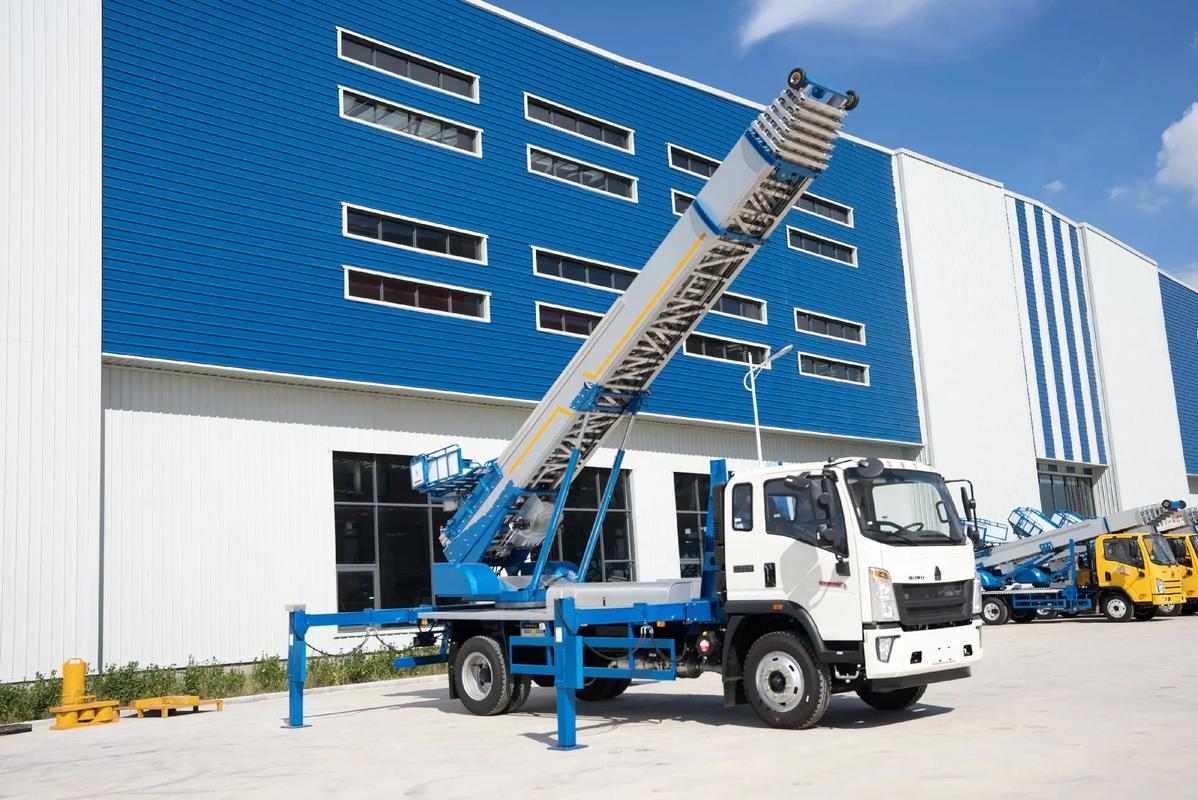 岳阳小型云梯车上料车租赁多少钱